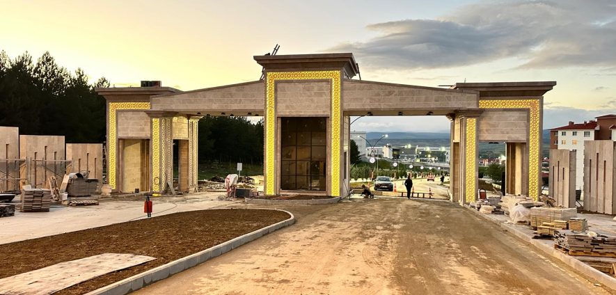 Kastamonu Üniversitesi Giriş Kapısı